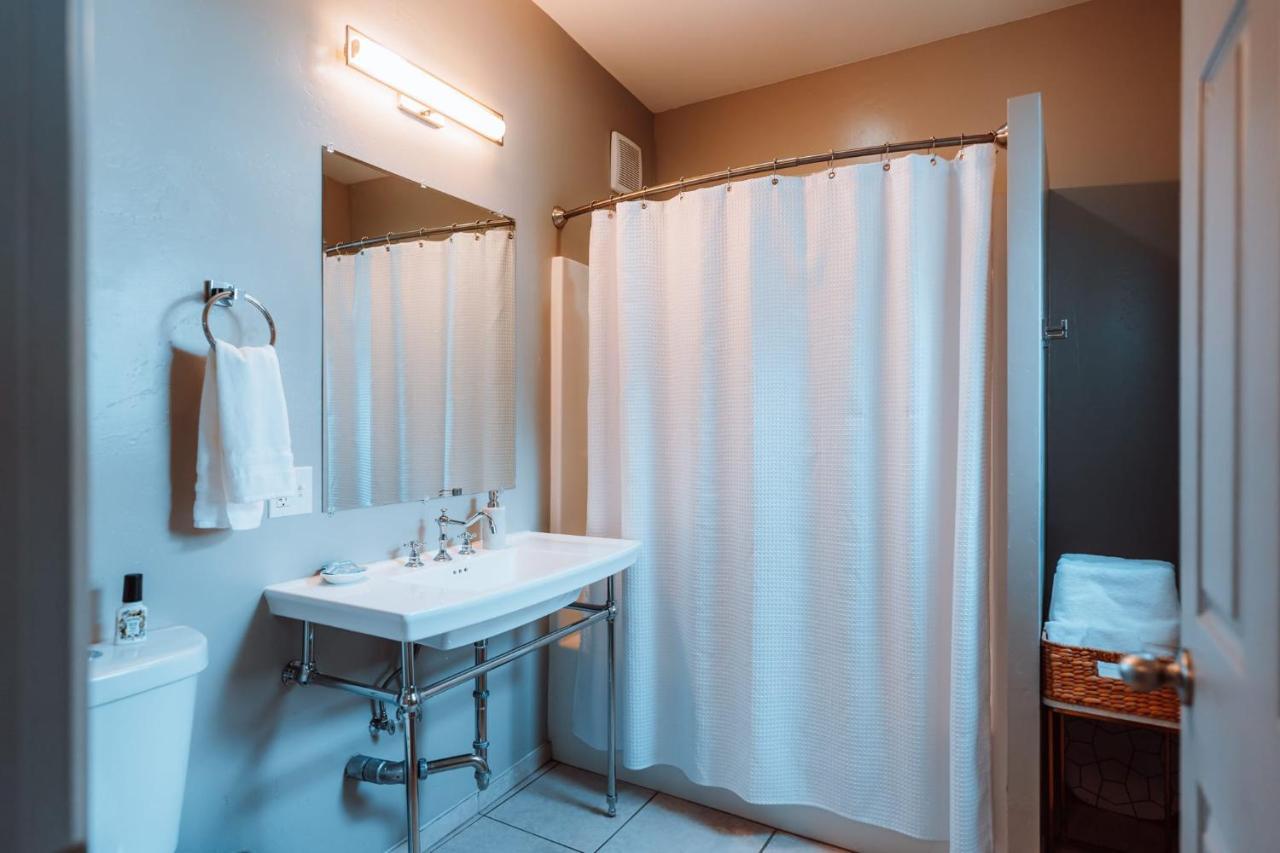 Swank House- Downtown Suite-Pet Friendly Ashland Exterior photo